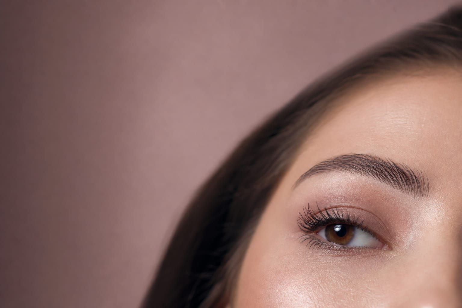 Microblading Ne Kadar Kalıcı? Kalıcılık, Tazeleme ve Bakım